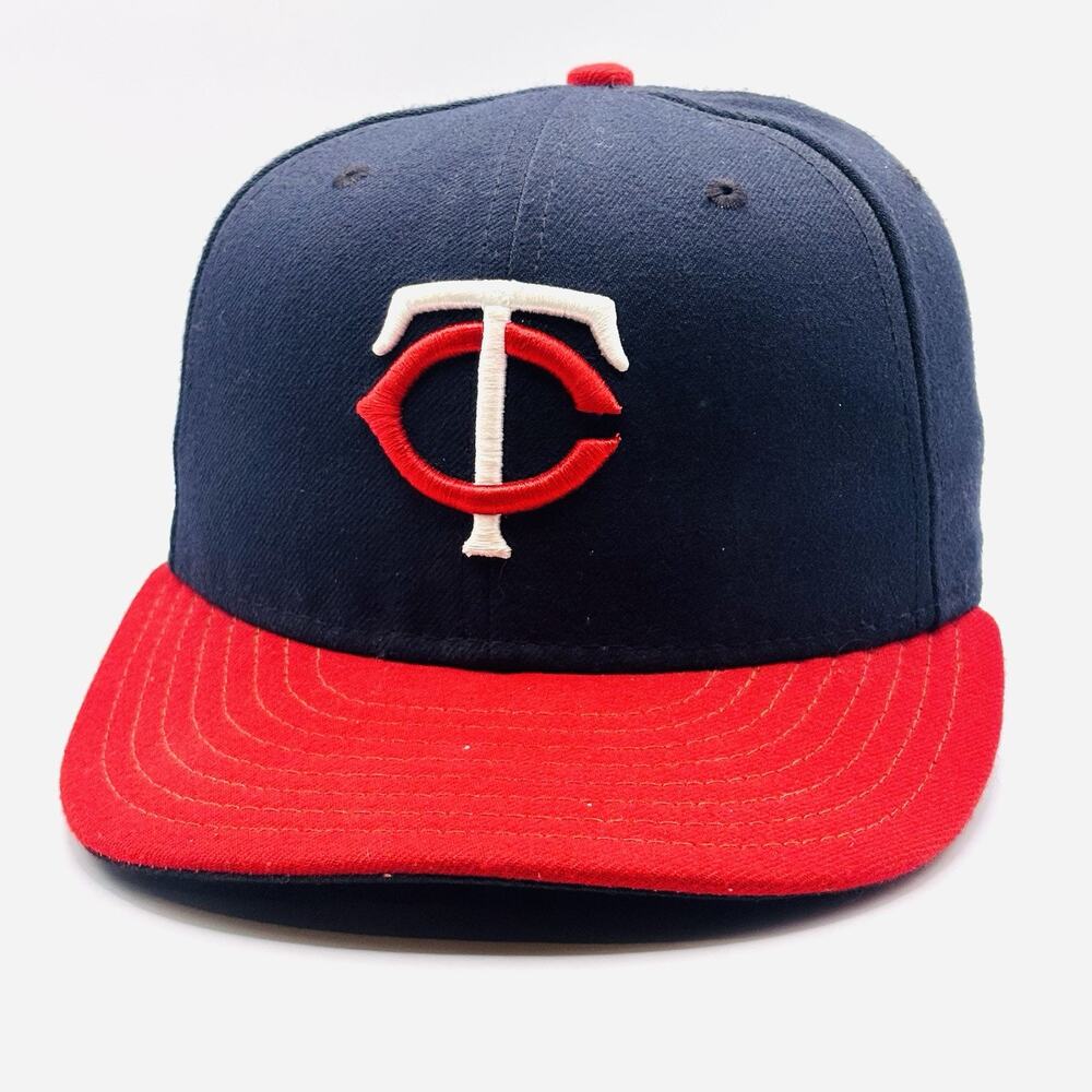 New Era 59Fifty Minnesota Twins Navy Blue Fitted Cap 7 Made in USA Used